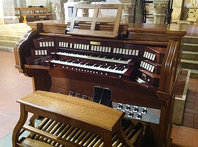 Consolle organo a canne Duomo di San Pietro