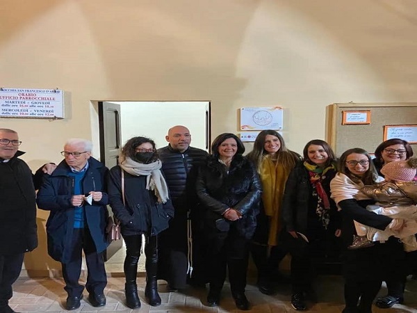 inaugurazione con professionisti sindaco di Fondi e padre massimiliano scarlato